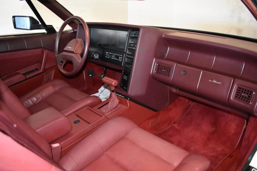 1988 Cadillac Allante - Image 4 of 11