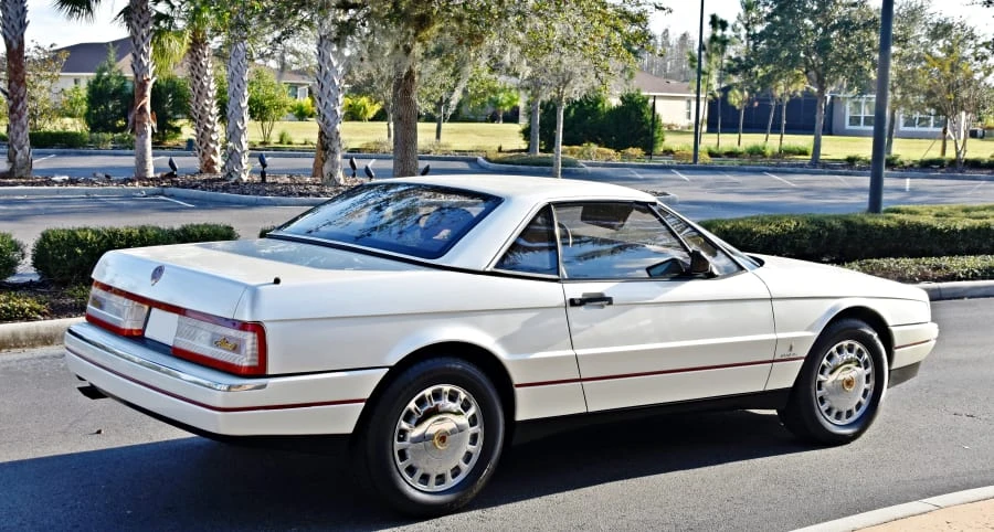 1988 Cadillac Allante - Image 8 of 11