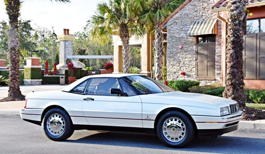 1988 Cadillac Allante - Image 10 of 11