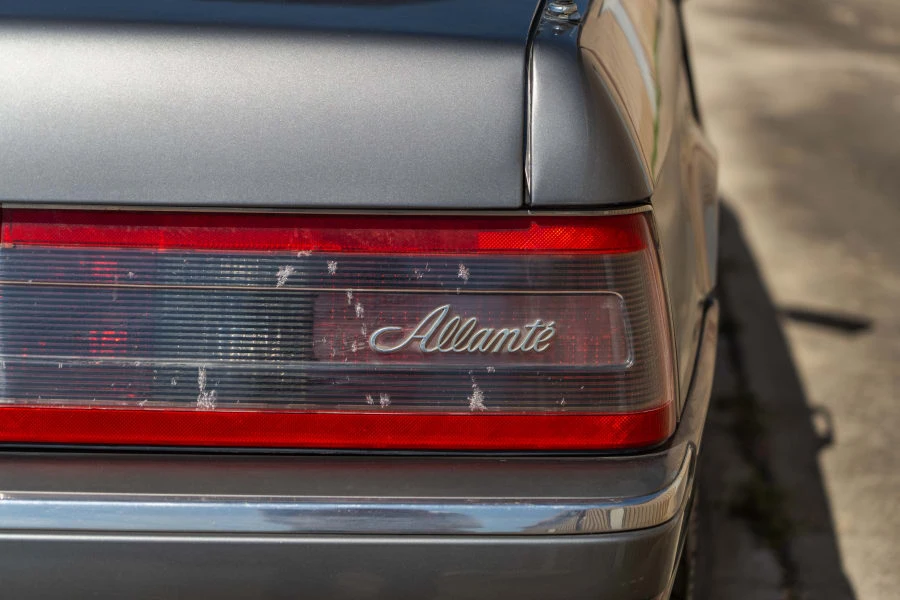 1988 Cadillac Allante - Image 8 of 20