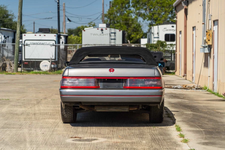 1988 Cadillac Allante - Image 5 of 20