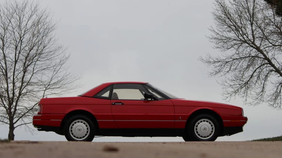 1988 Cadillac Allante - Image 2 of 12