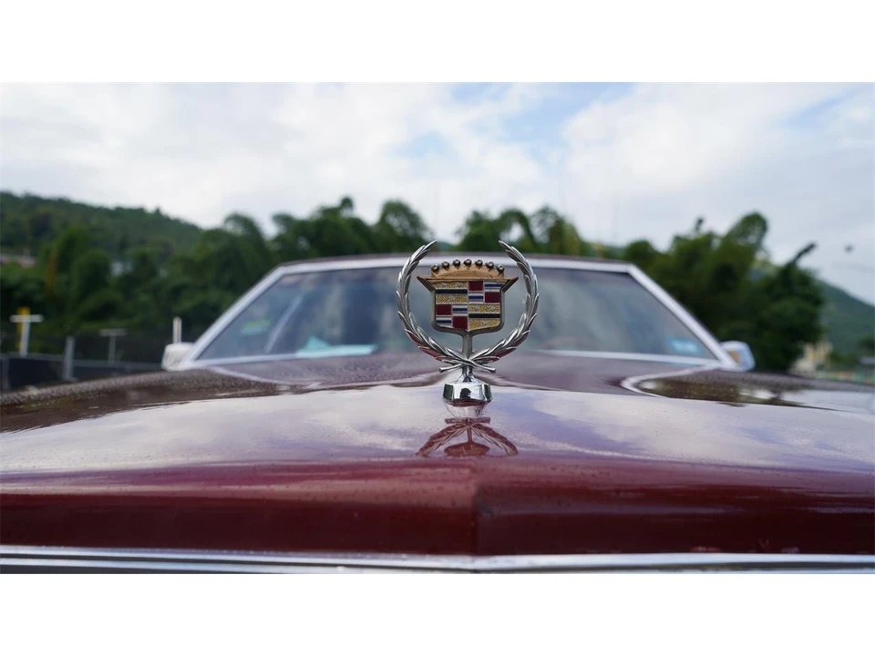 1988 Cadillac Brougham - Image 2 of 12