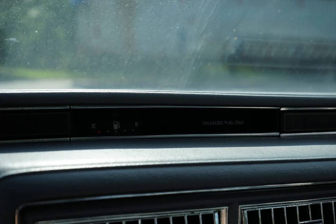 1988 Cadillac Brougham - Image 31 of 31
