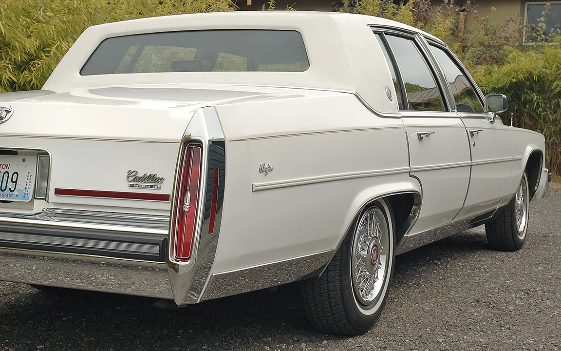 1988 Cadillac Brougham - Image 14 of 31