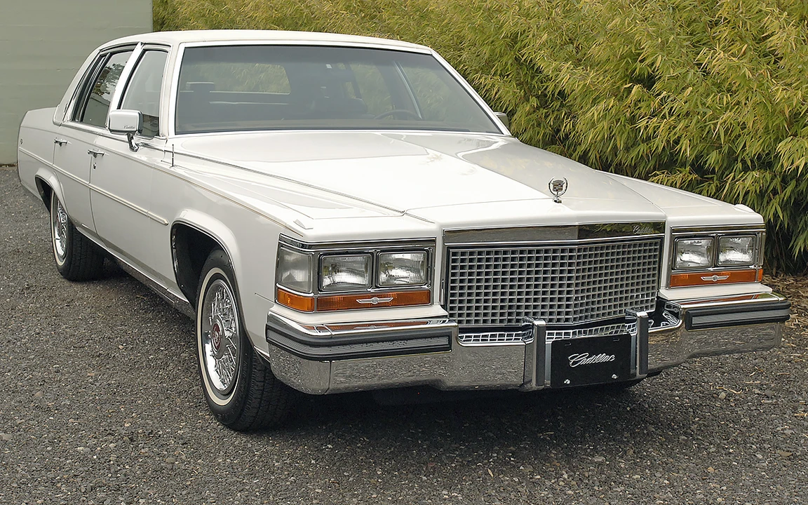 1988 Cadillac Brougham - Image 19 of 31