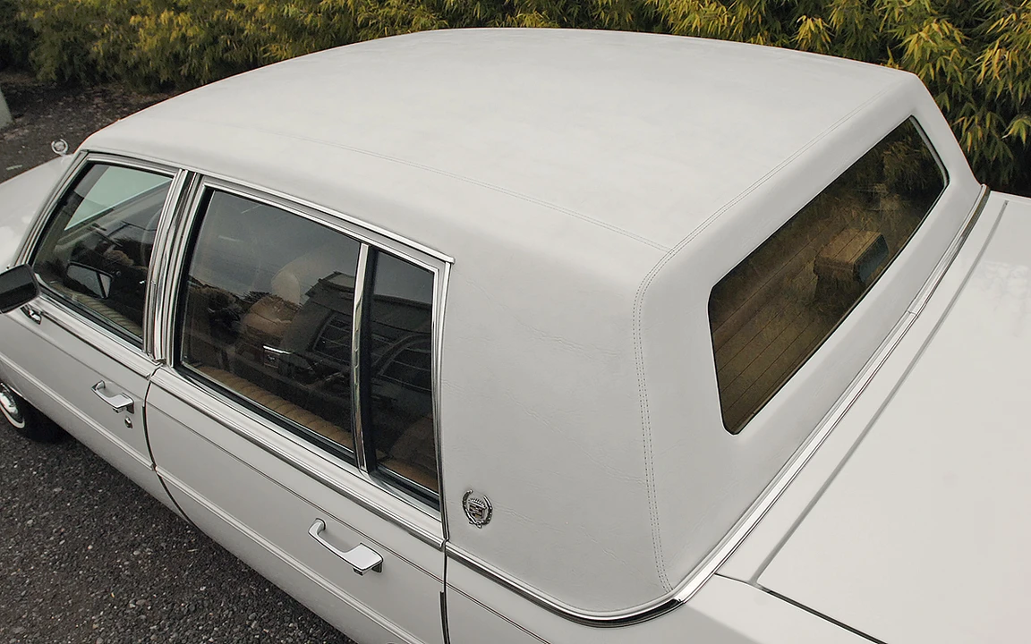 1988 Cadillac Brougham - Image 8 of 31