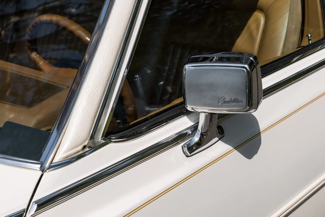 1988 Cadillac Brougham - Image 31 of 31