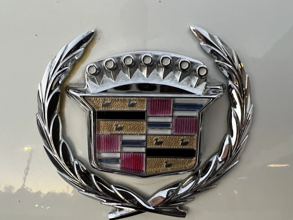 1988 Cadillac Brougham - Image 31 of 31
