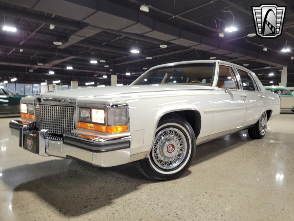 1988 Cadillac Brougham - Image 3 of 12