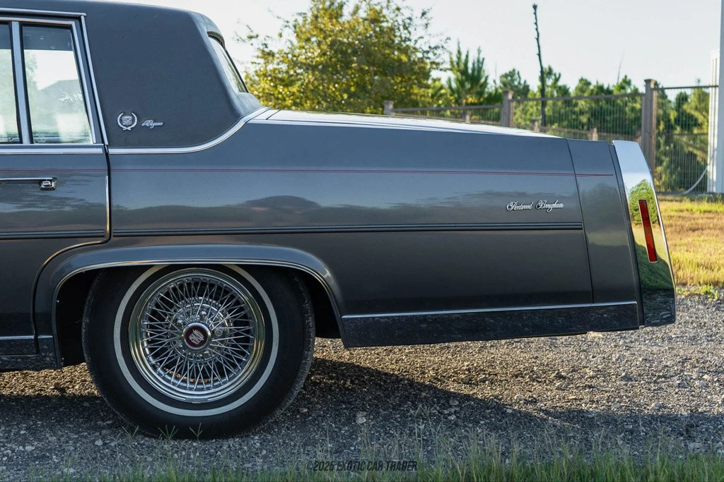 1988 Cadillac Brougham - Image 5 of 12