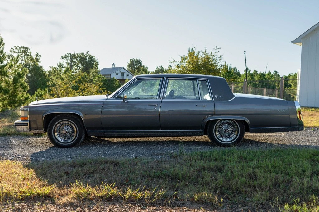 1988 Cadillac Brougham - Image 3 of 12