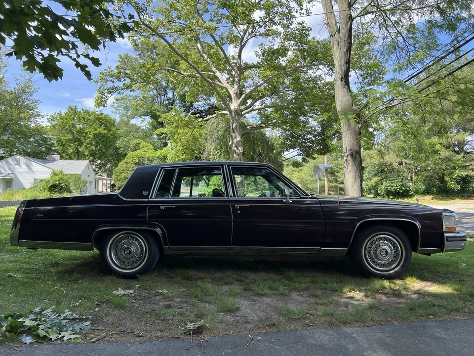 1988 Cadillac Brougham - Image 4 of 14