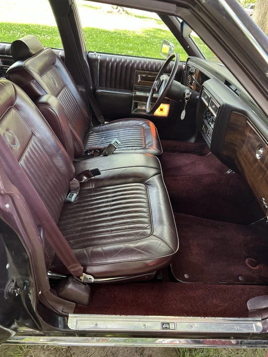 1988 Cadillac Brougham - Image 13 of 14