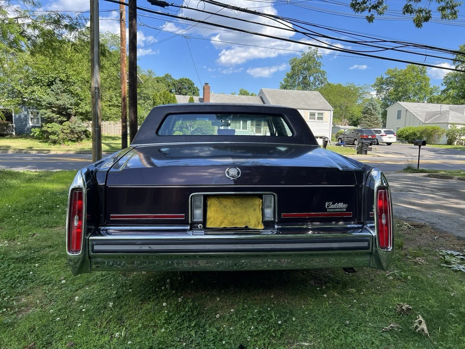 1988 Cadillac Brougham - Image 6 of 14