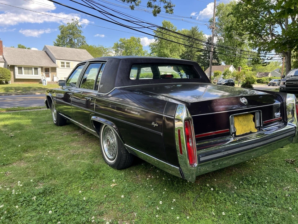 1988 Cadillac Brougham - Image 7 of 14
