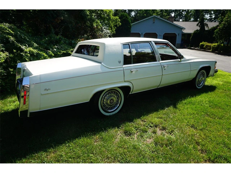 1988 Cadillac Brougham - Image 6 of 31