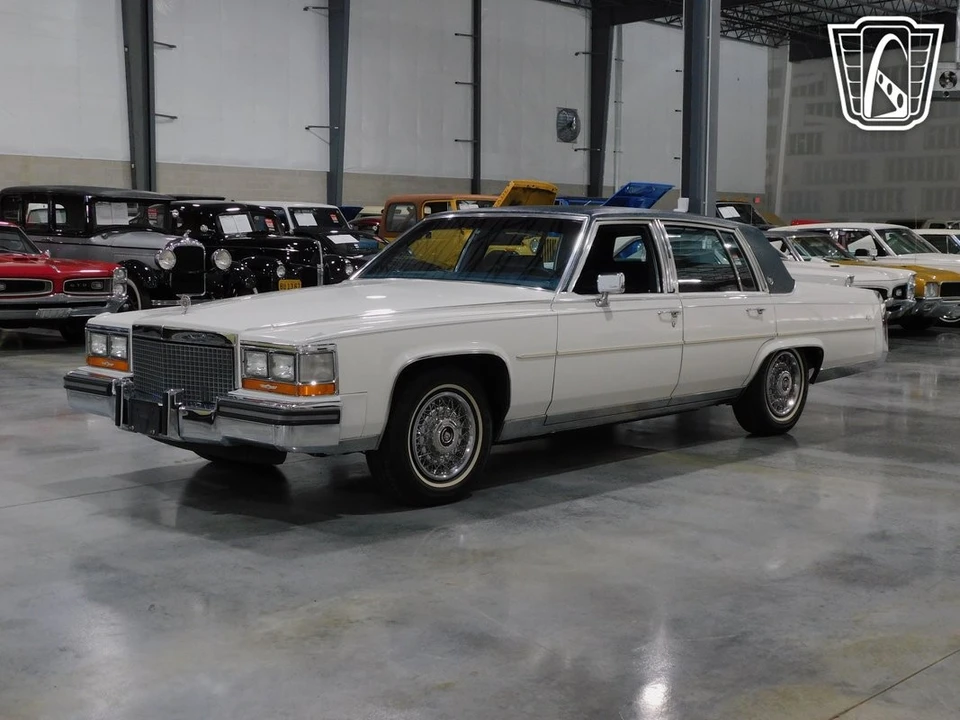 1988 Cadillac Brougham - Image 3 of 12