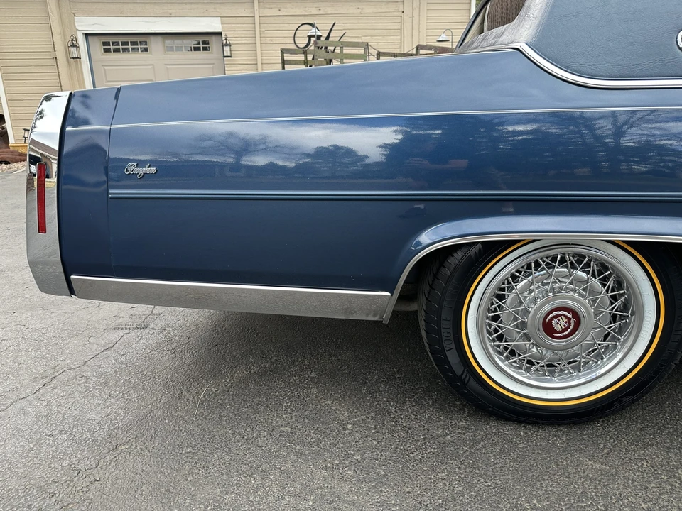 1988 Cadillac Brougham - Image 27 of 31