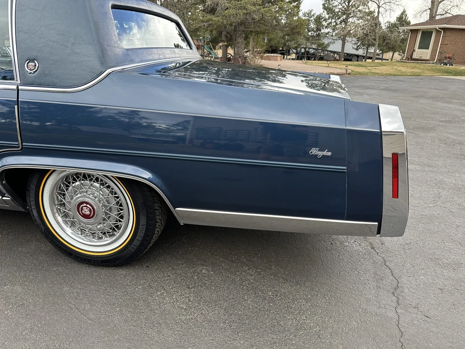 1988 Cadillac Brougham - Image 31 of 31