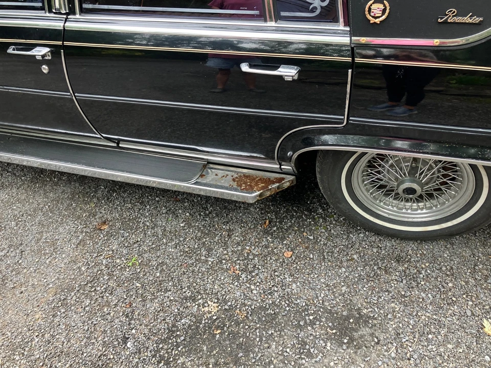 1988 Cadillac Brougham - Image 12 of 12