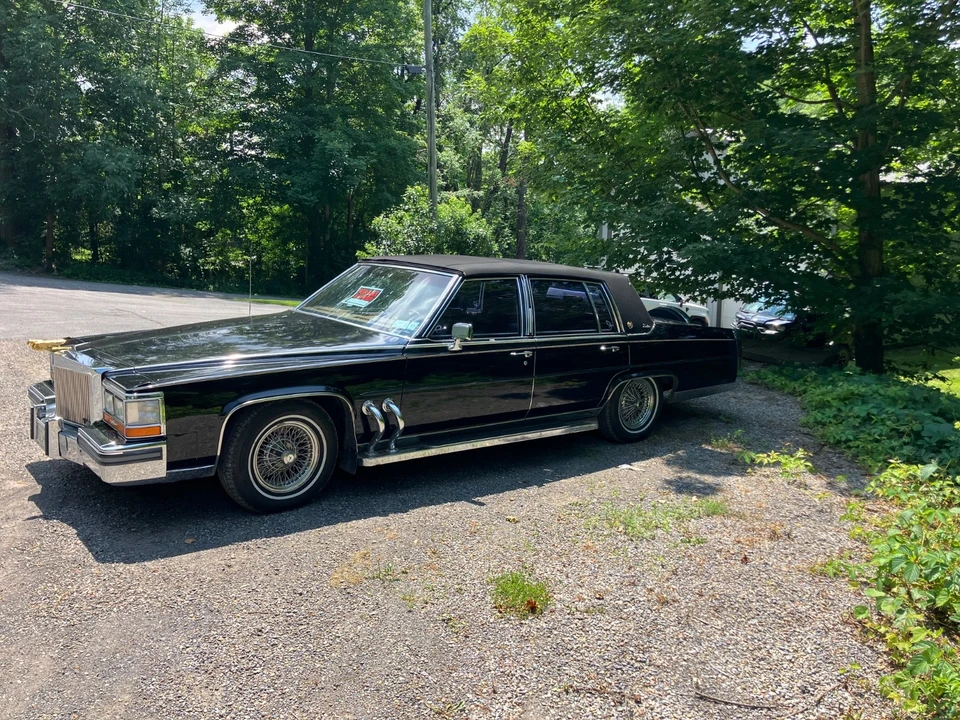 1988 Cadillac Brougham - Image 2 of 12