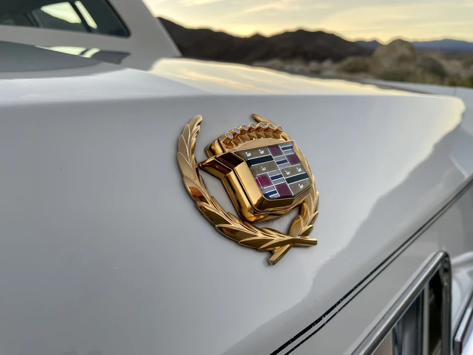 1988 Cadillac Brougham - Image 31 of 31