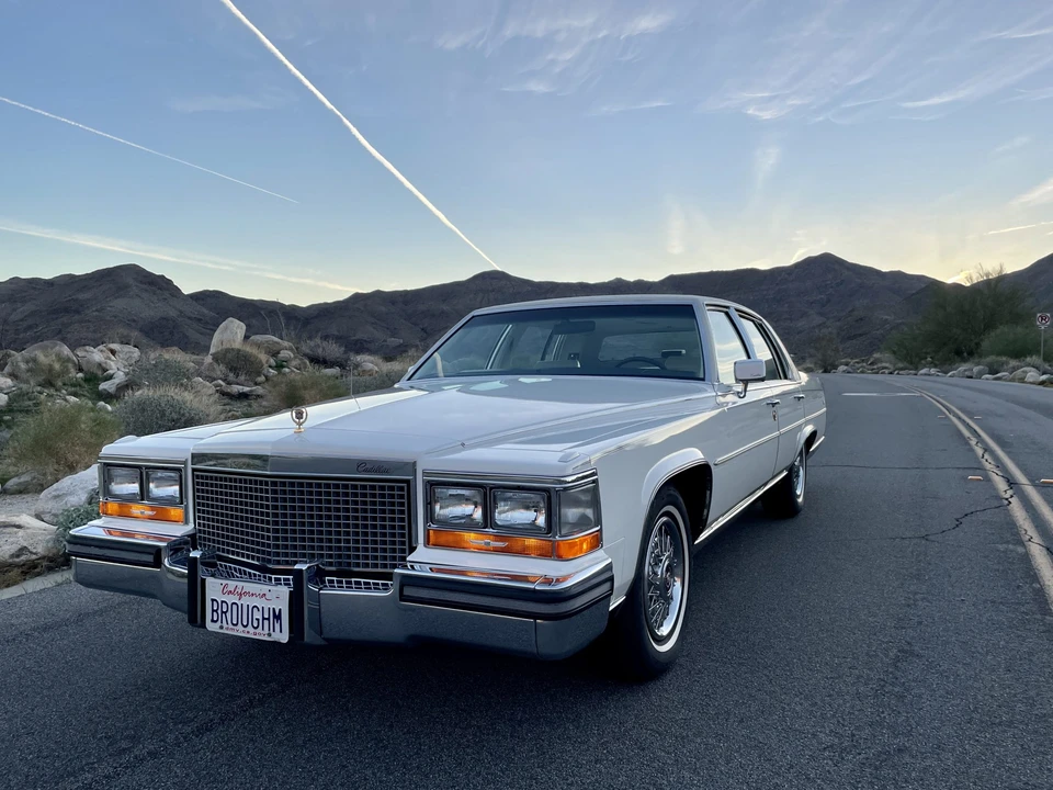 1988 Cadillac Brougham - Image 5 of 31
