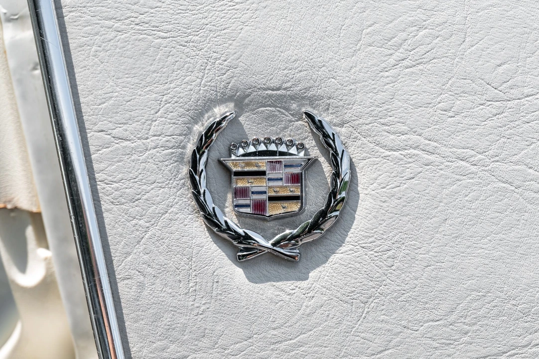 1988 Cadillac Brougham - Image 31 of 31