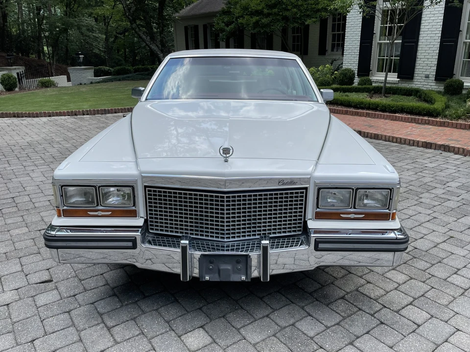 1988 Cadillac Brougham - Image 2 of 31
