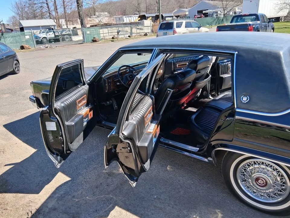 1988 Cadillac Brougham - Image 2 of 12