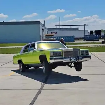 1988 Cadillac Brougham Sedan 4D