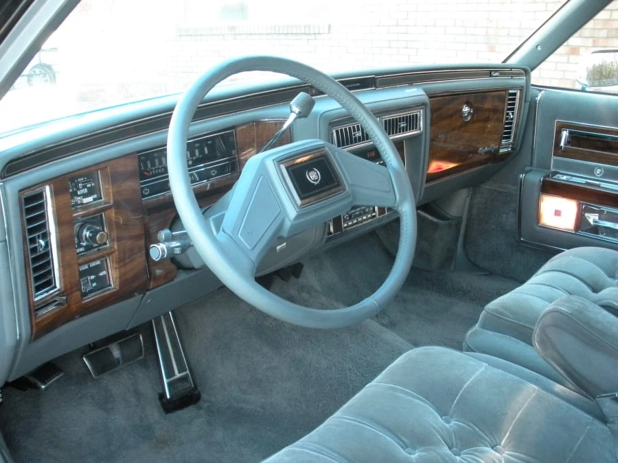 1988 Cadillac Brougham - Image 3 of 12