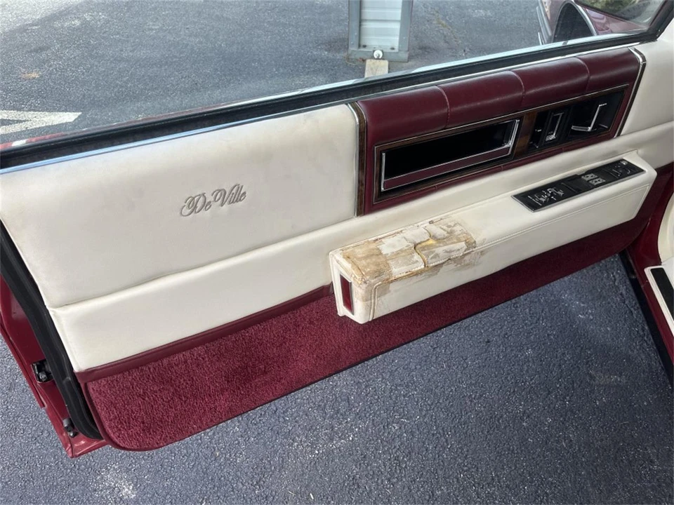 1988 Cadillac DeVille 6th Gen - Image 10 of 13
