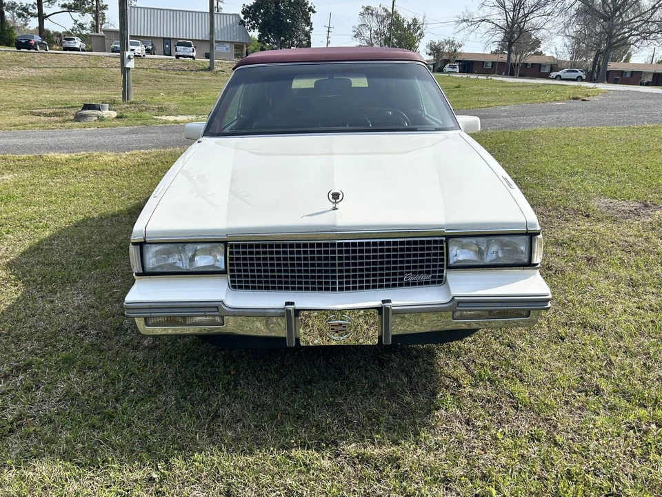 1988 Cadillac DeVille 6th Gen - Image 3 of 31