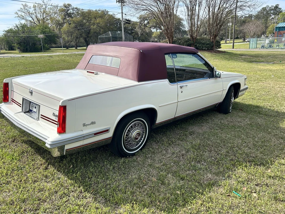 1988 Cadillac DeVille 6th Gen - Image 6 of 31