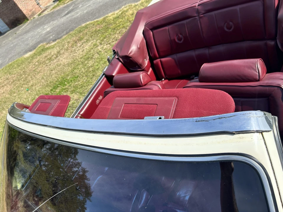 1988 Cadillac DeVille 6th Gen - Image 26 of 31