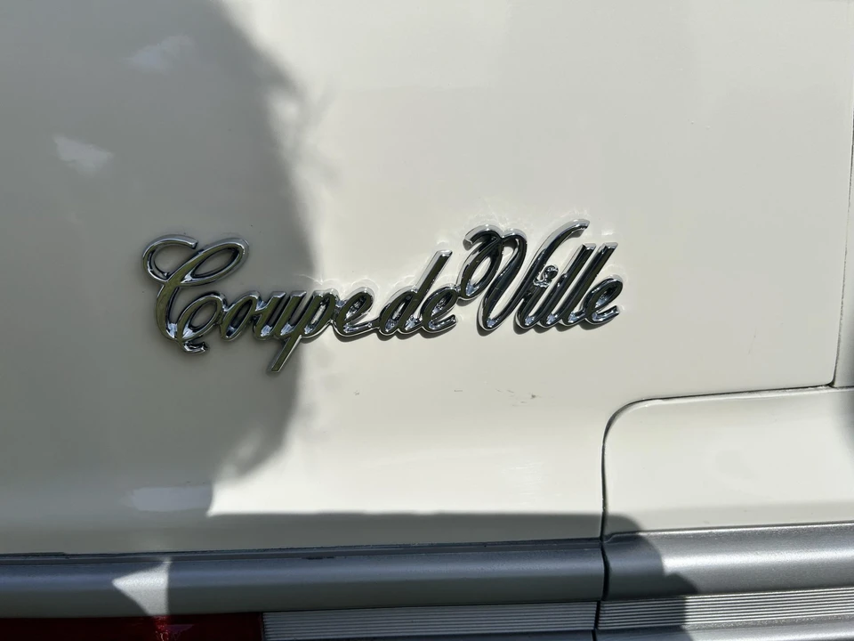 1988 Cadillac DeVille 6th Gen - Image 29 of 31