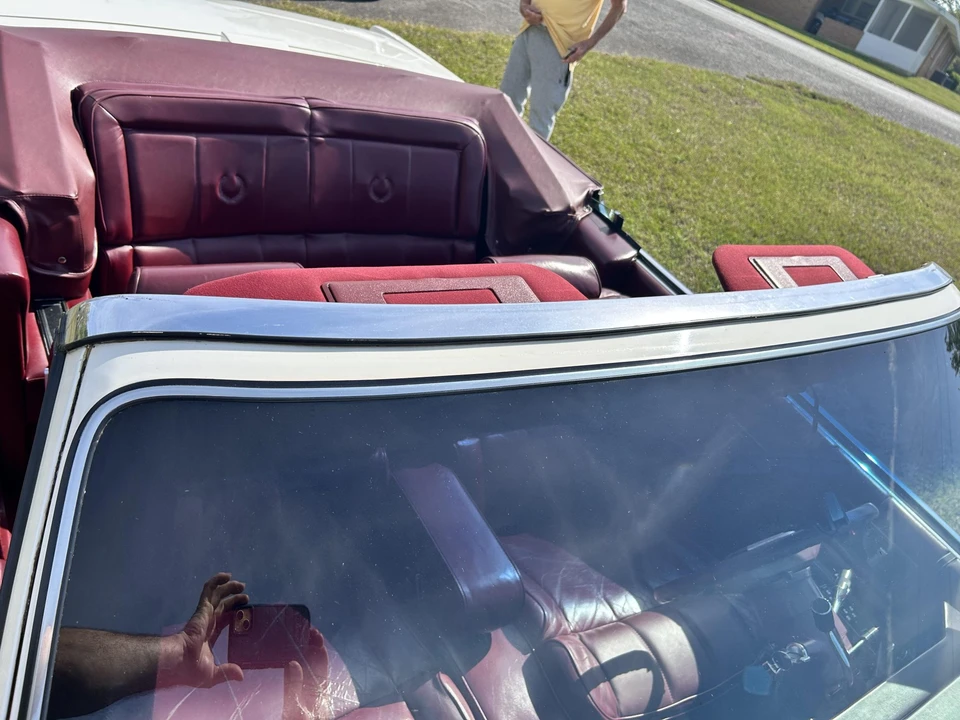 1988 Cadillac DeVille 6th Gen - Image 25 of 31