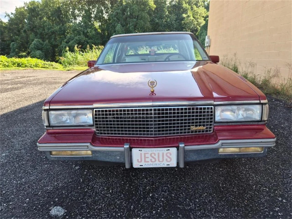 1988 Cadillac DeVille 6th Gen - Image 5 of 19
