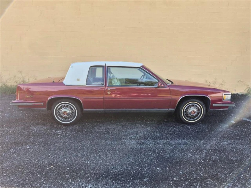 1988 Cadillac DeVille 6th Gen - Image 4 of 19