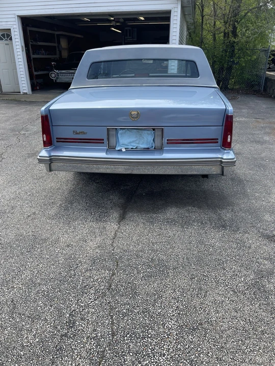 1988 Cadillac DeVille 6th Gen - Image 23 of 23