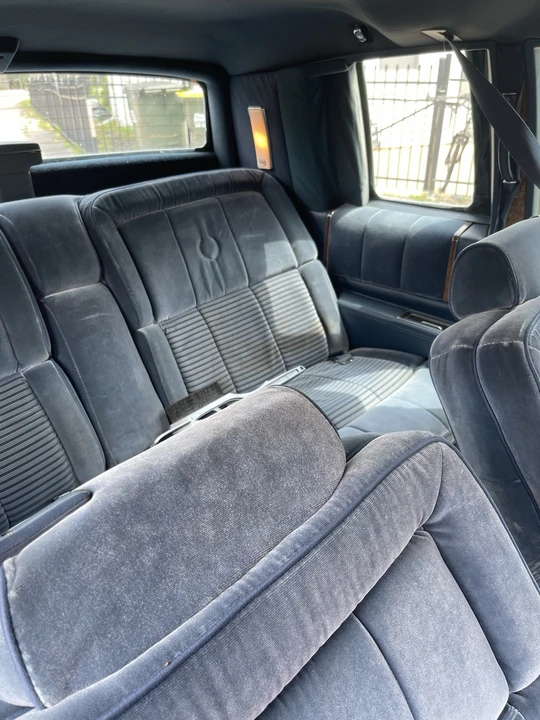 1988 Cadillac DeVille 6th Gen - Image 11 of 23