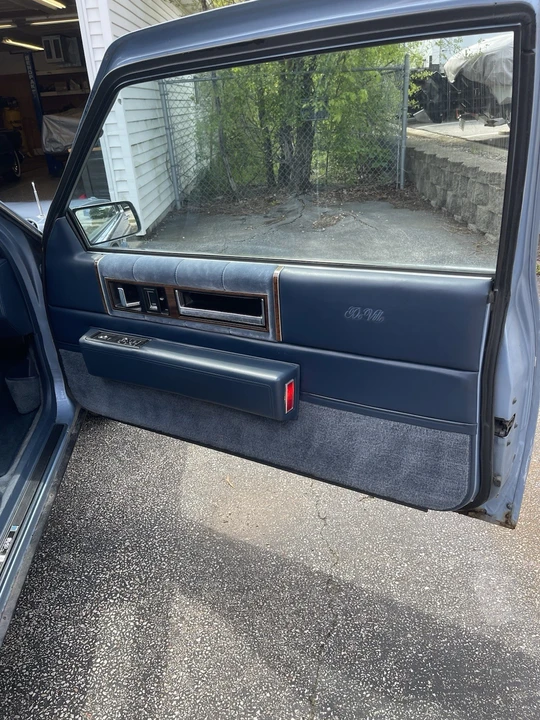 1988 Cadillac DeVille 6th Gen - Image 6 of 23