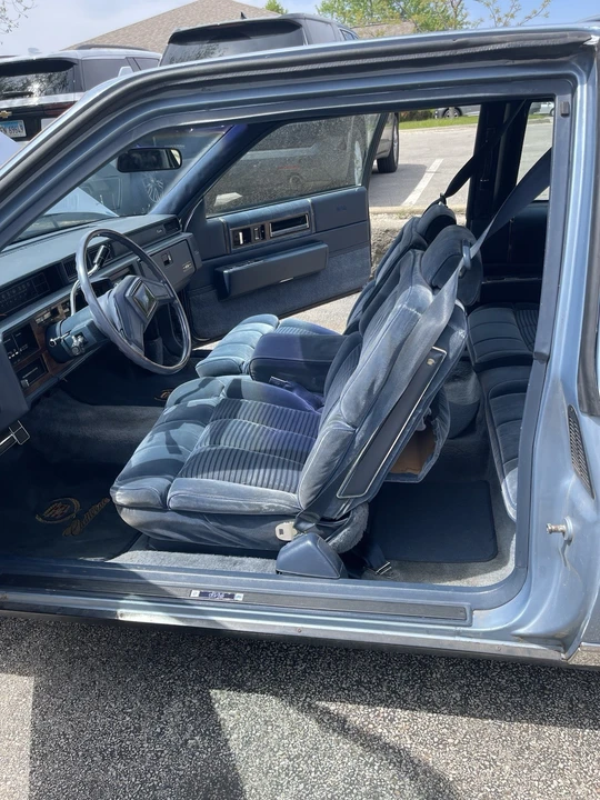 1988 Cadillac DeVille 6th Gen - Image 20 of 23