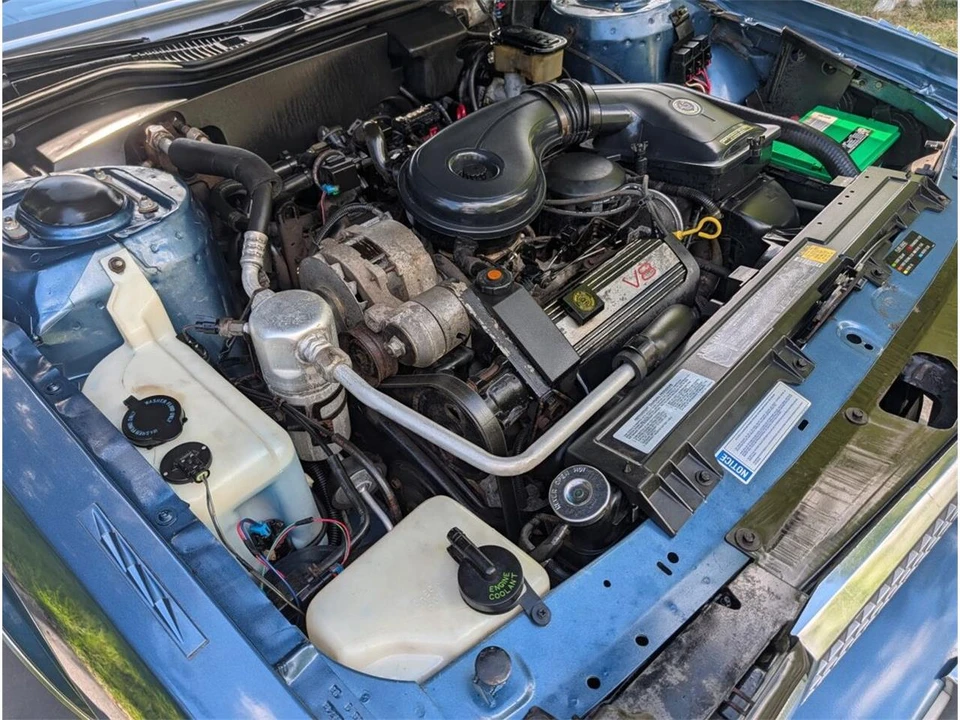 1988 Cadillac DeVille 6th Gen - Image 6 of 29