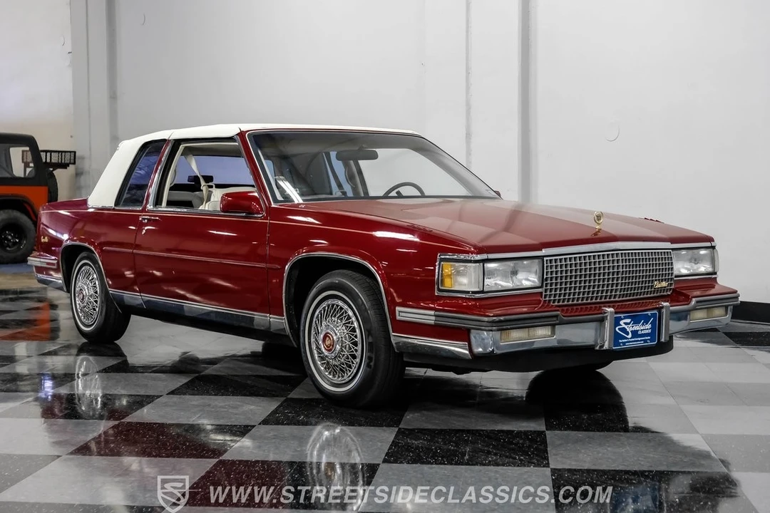 1988 Cadillac DeVille 6th Gen - Image 17 of 21