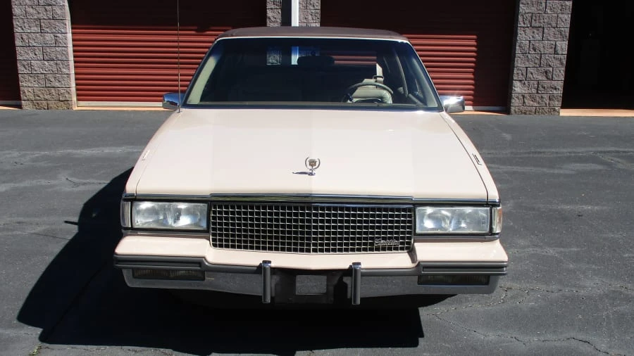 1988 Cadillac DeVille 6th Gen - Image 16 of 22