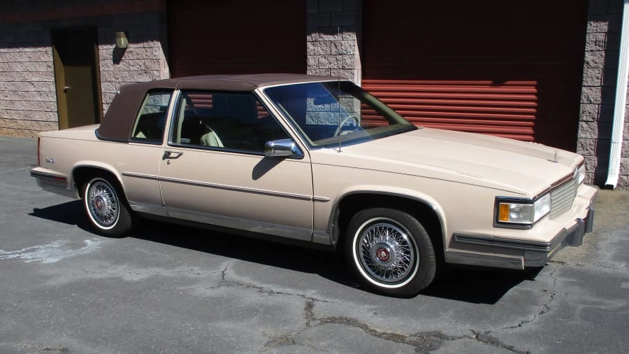 1988 Cadillac DeVille 6th Gen - Image 18 of 22