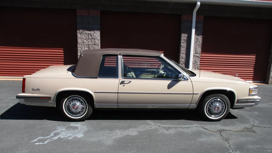 1988 Cadillac DeVille 6th Gen - Image 19 of 22